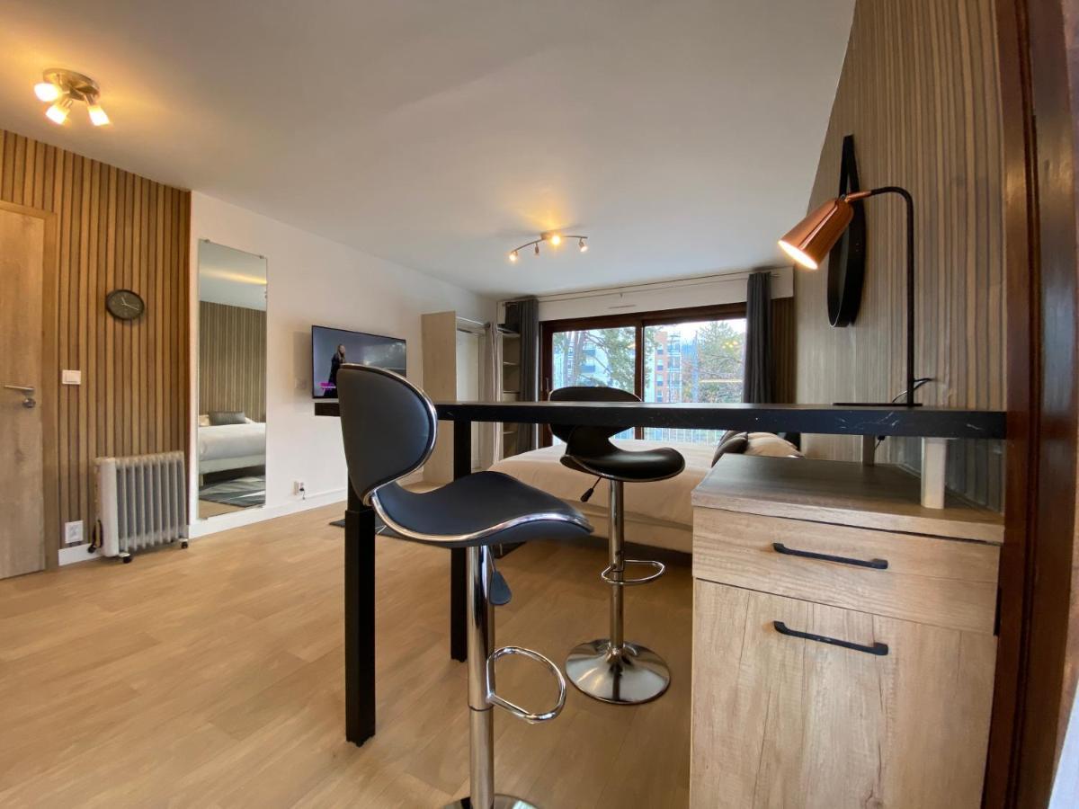 Studios & Chambres Aux Portes De Geneve Saint-Julien-en-Genevois Exterior photo