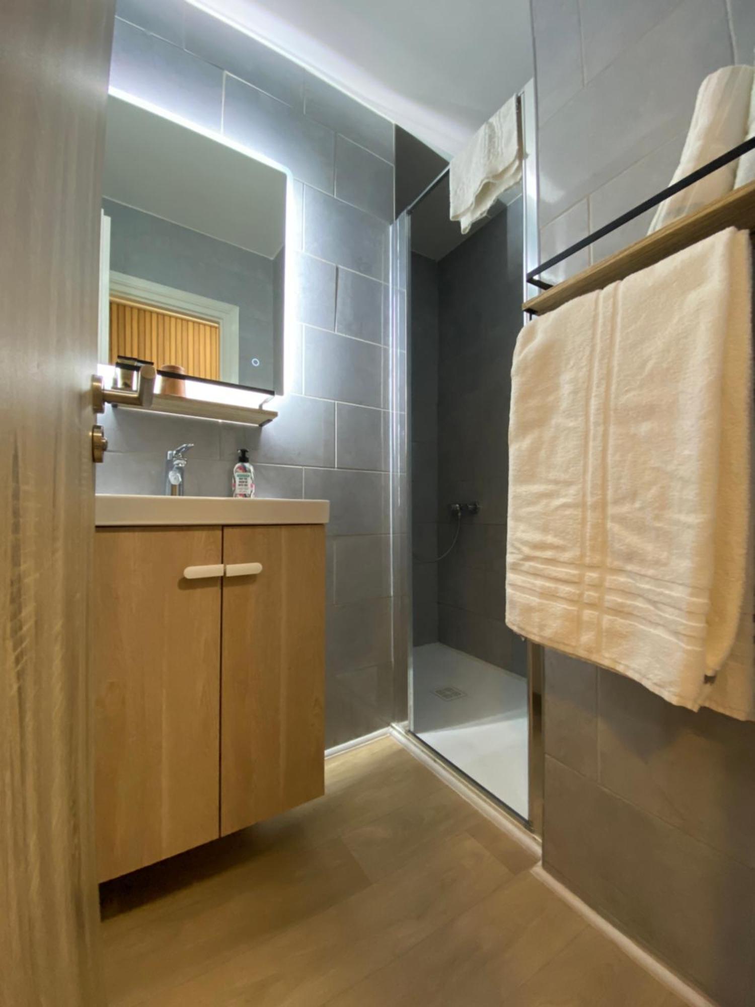 Studios & Chambres Aux Portes De Geneve Saint-Julien-en-Genevois Exterior photo