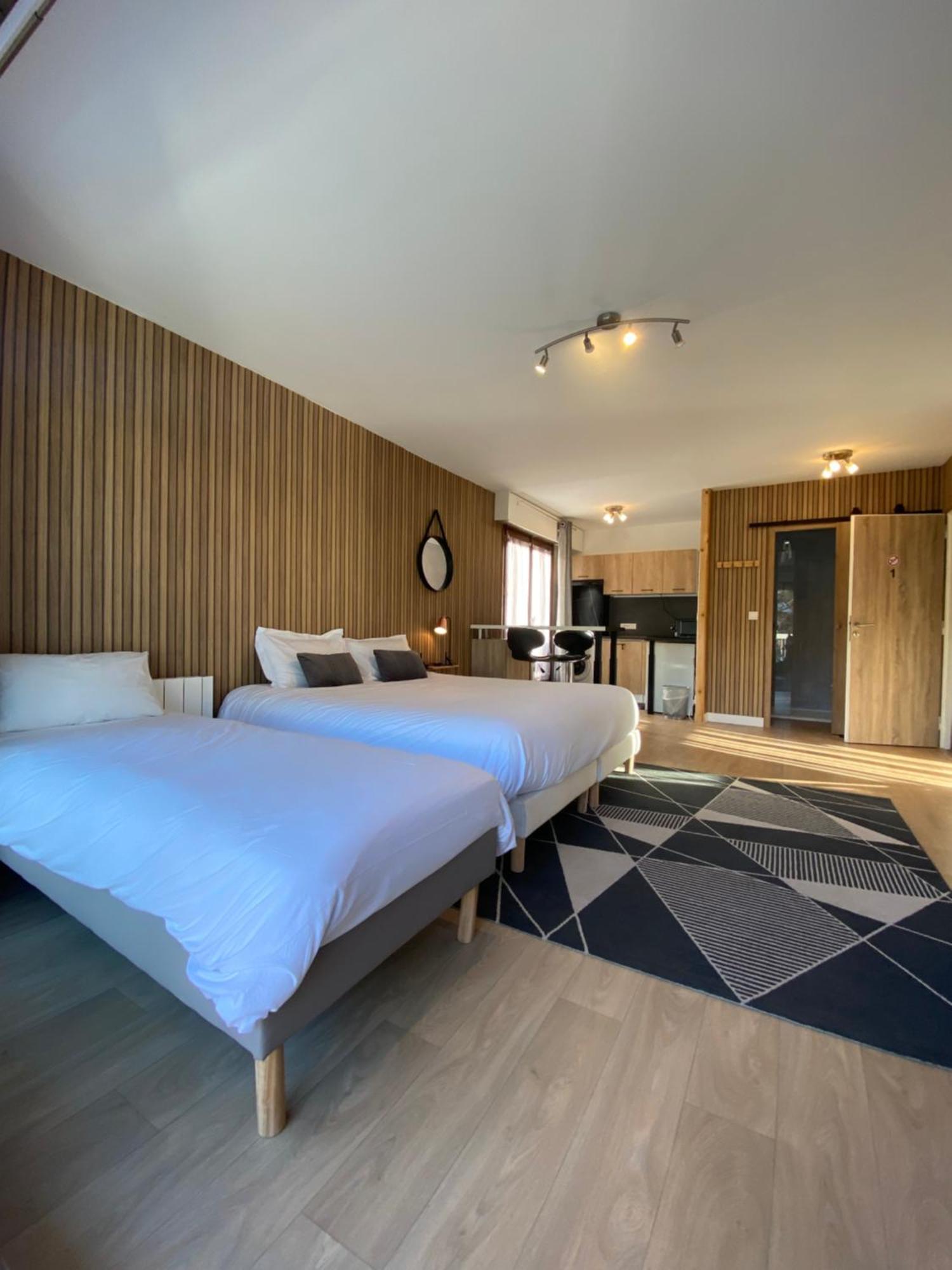 Studios & Chambres Aux Portes De Geneve Saint-Julien-en-Genevois Exterior photo